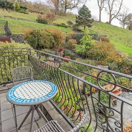 Waterhead Retreat Apartment *